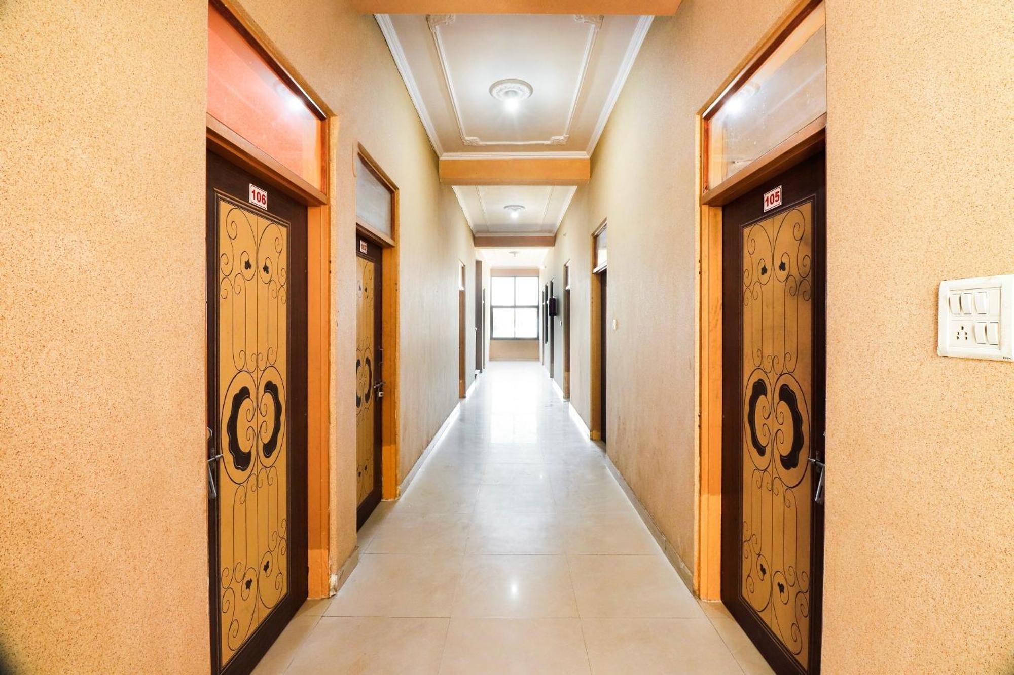 Spot On 68319 Hotel Nakhralo Rajasthan Resort Jaipur Eksteriør bilde